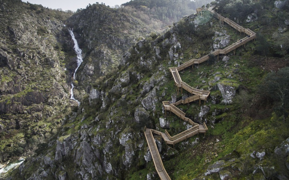Paiva Walkways8۾е