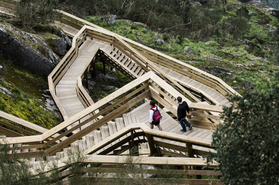 Paiva Walkways8۾е